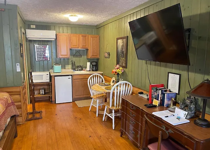 Mountain Aire Cottages & Inn