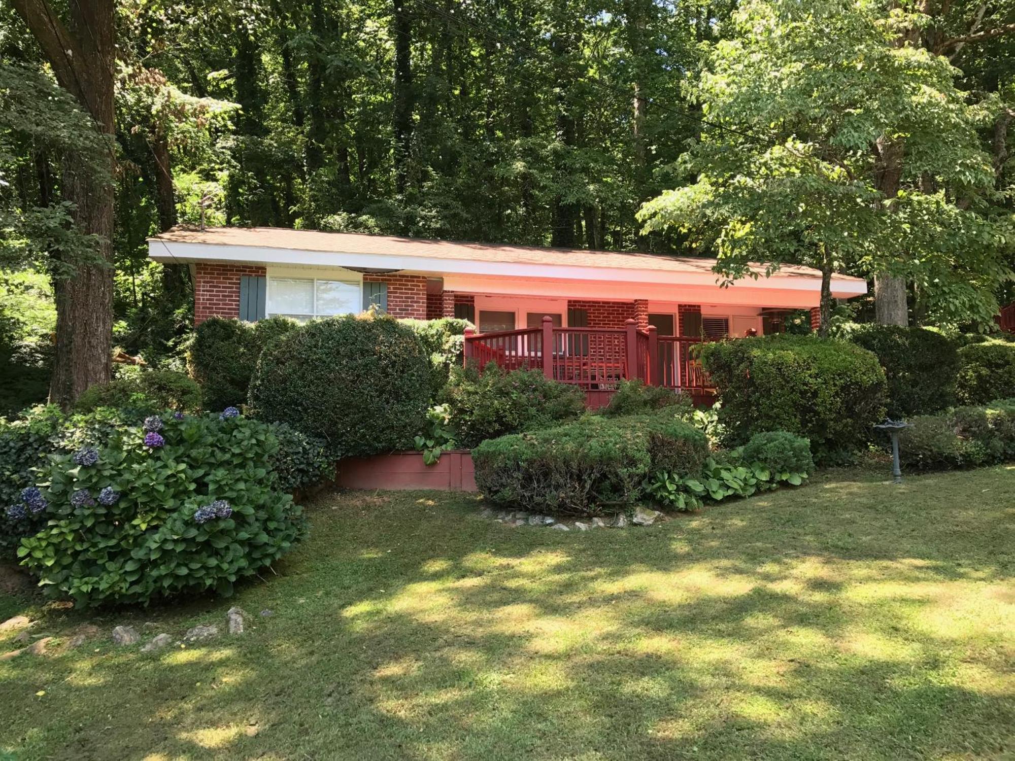 Mountain Aire & Inn