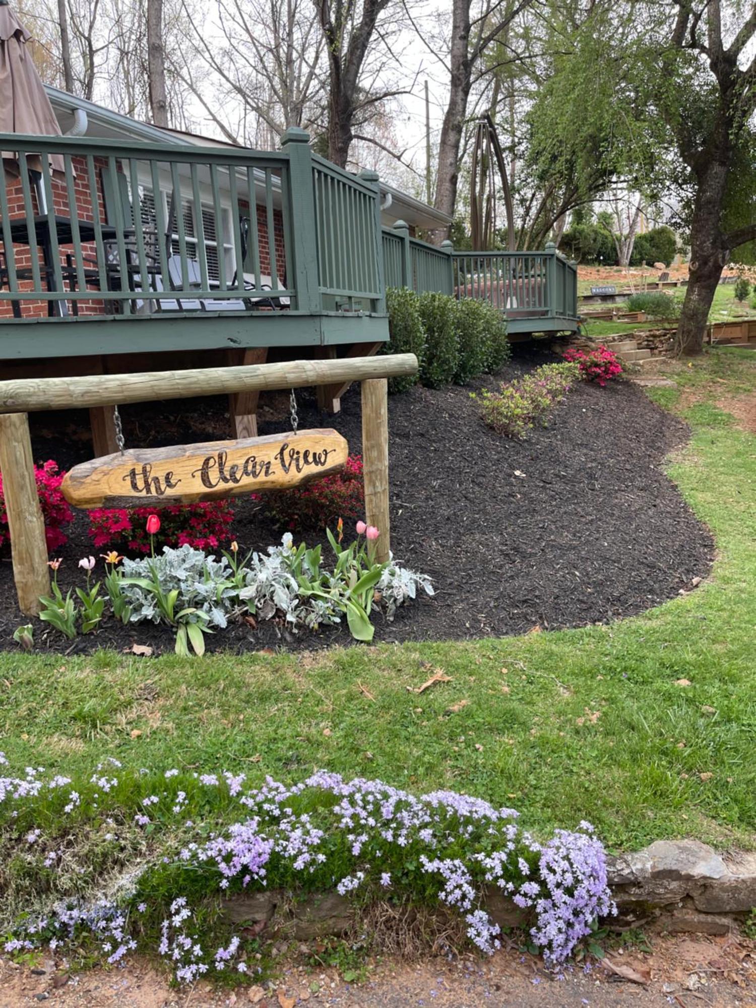 Mountain Aire & Inn