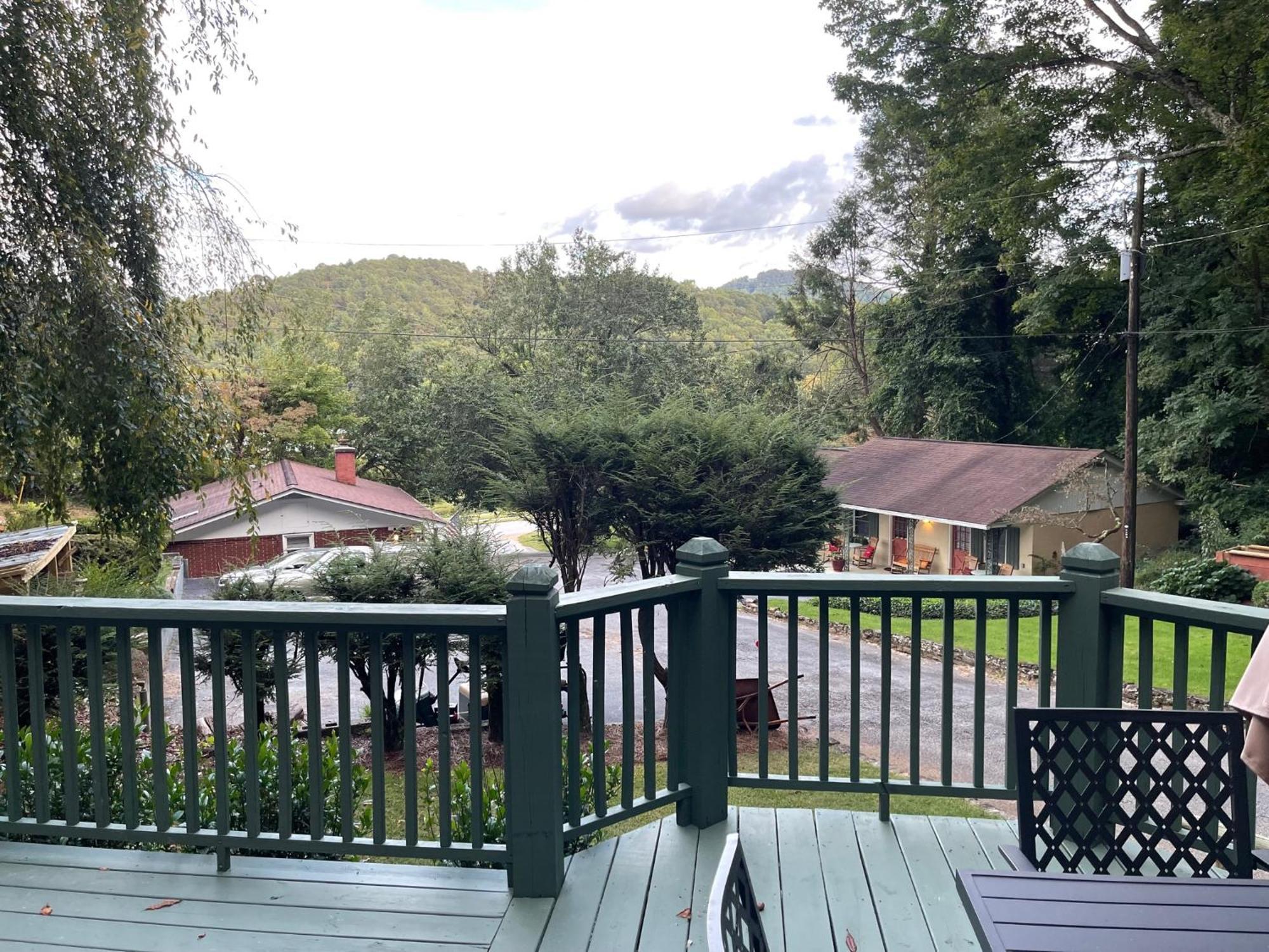 Mountain Aire Cottages&inn 2*