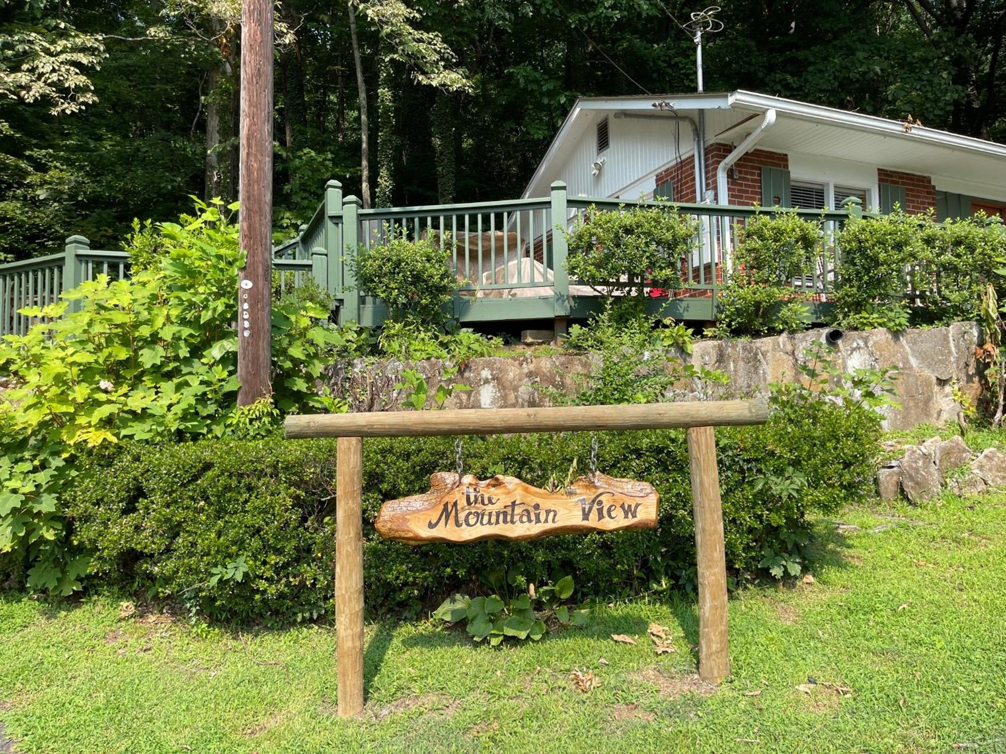 Mountain Aire & Inn 2*