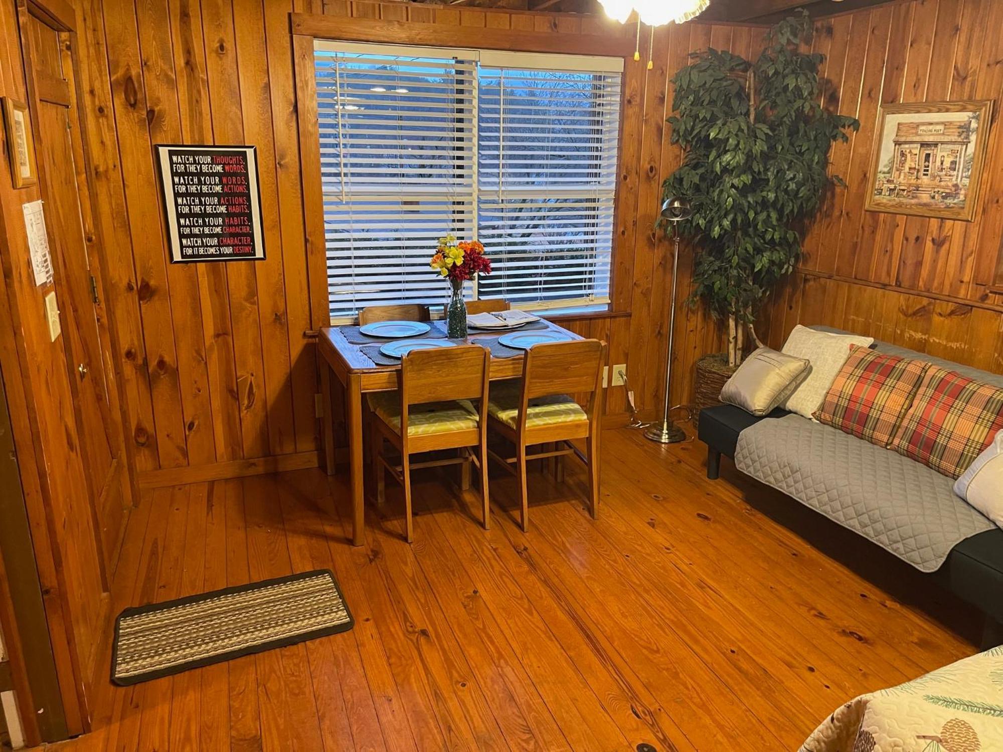 Mountain Aire Cottages&inn